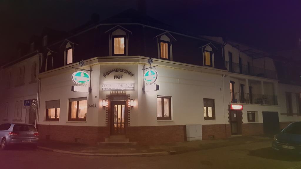 Kansakar Hotel Kaiserslautern Ngoại thất bức ảnh